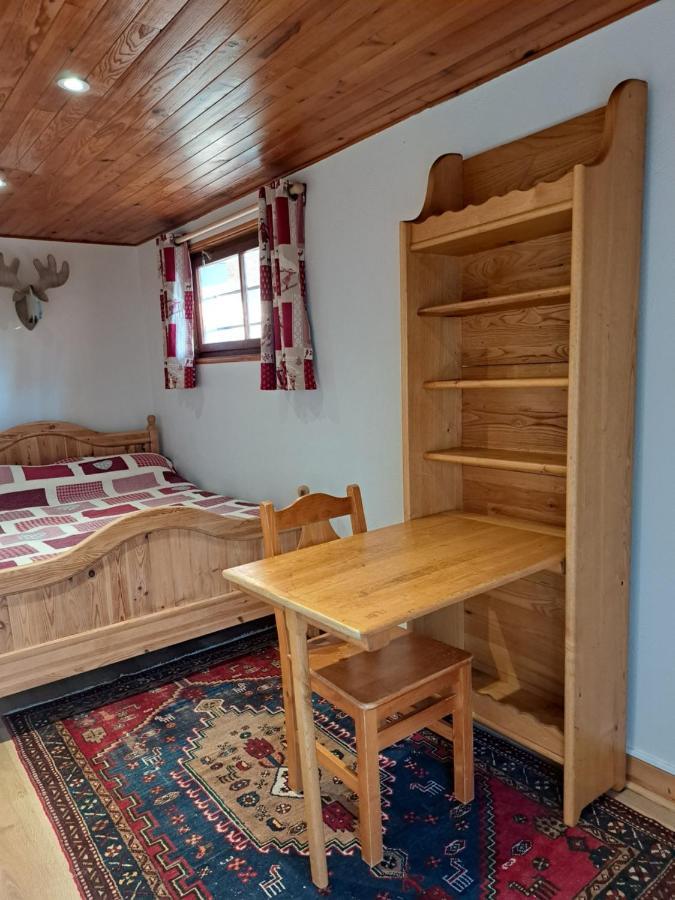 Le Refuge Du Herisson Doucier Esterno foto
