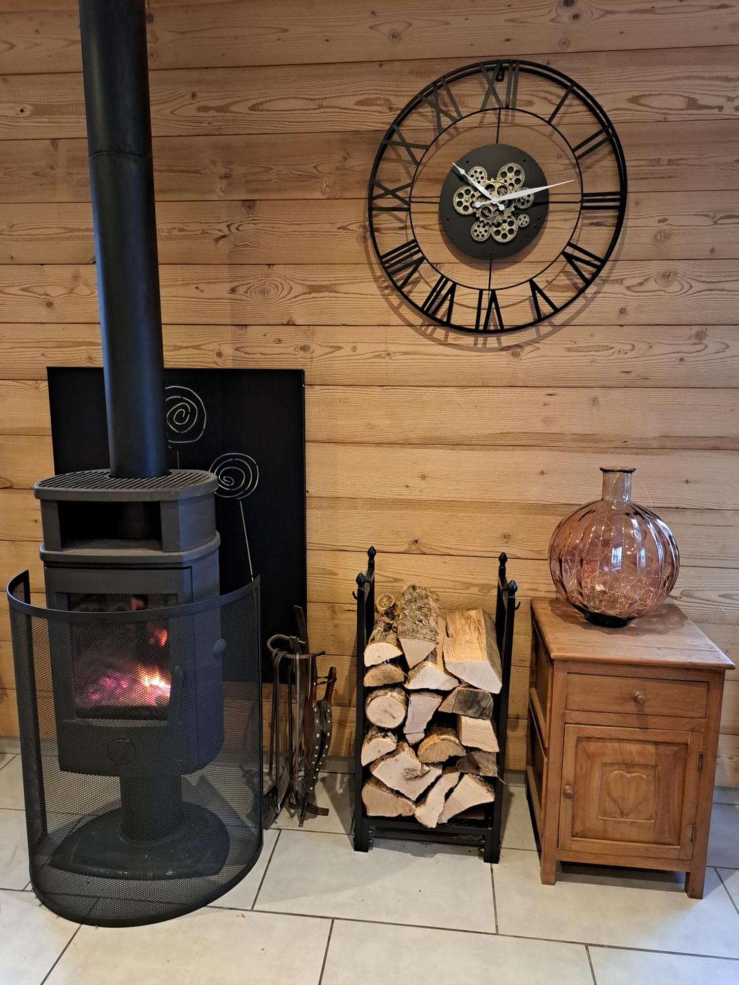 Le Refuge Du Herisson Doucier Esterno foto