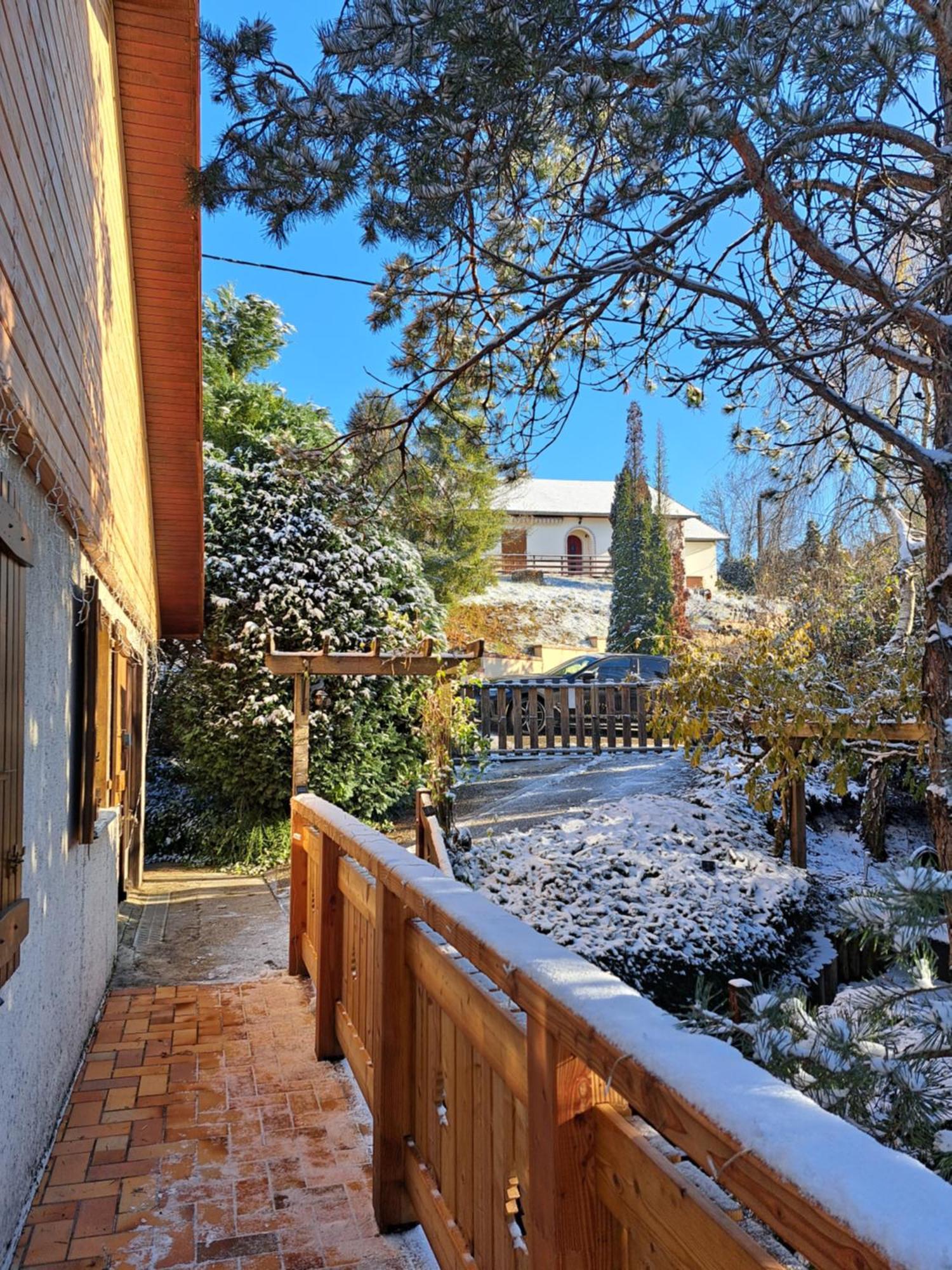 Le Refuge Du Herisson Doucier Esterno foto