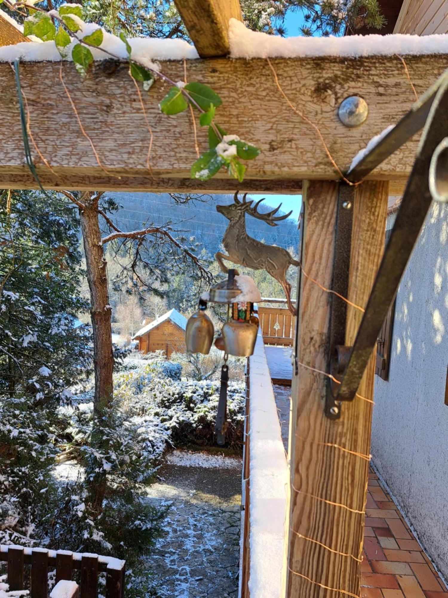Le Refuge Du Herisson Doucier Esterno foto