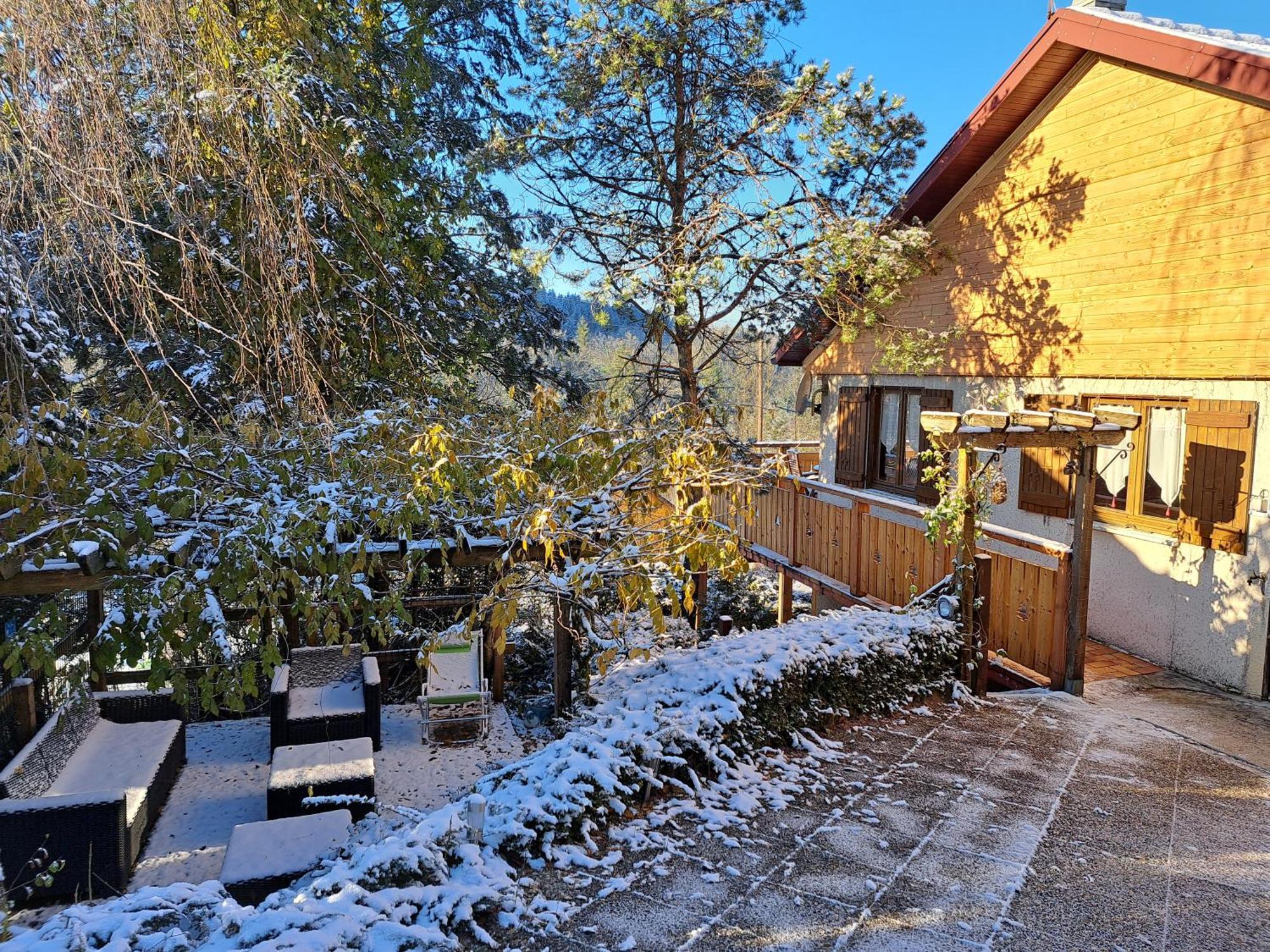 Le Refuge Du Herisson Doucier Esterno foto